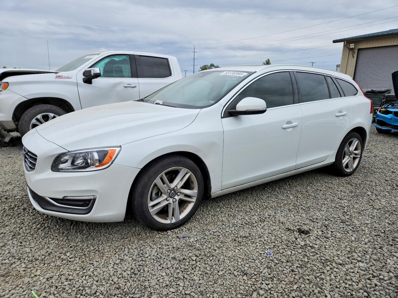 2015 VOLVO V60 PREMIER