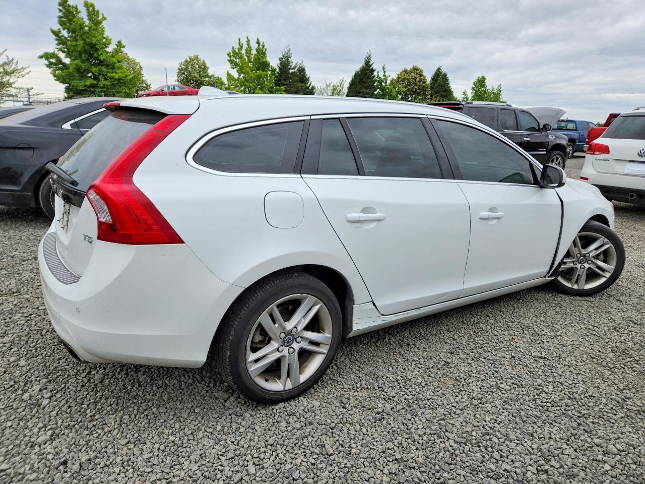 2015 VOLVO V60 PREMIER — снимка 3