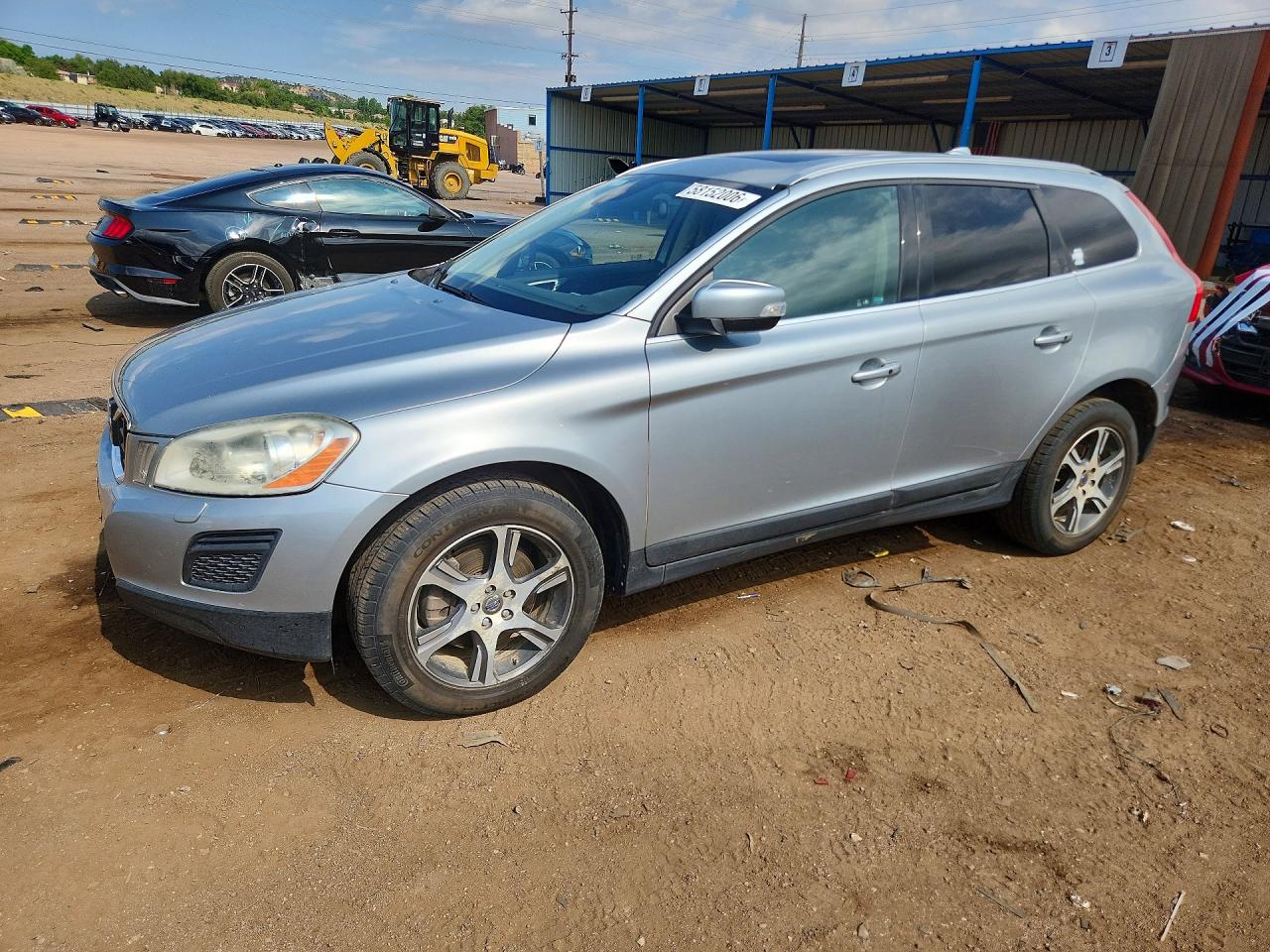 2013 VOLVO XC60 T6
