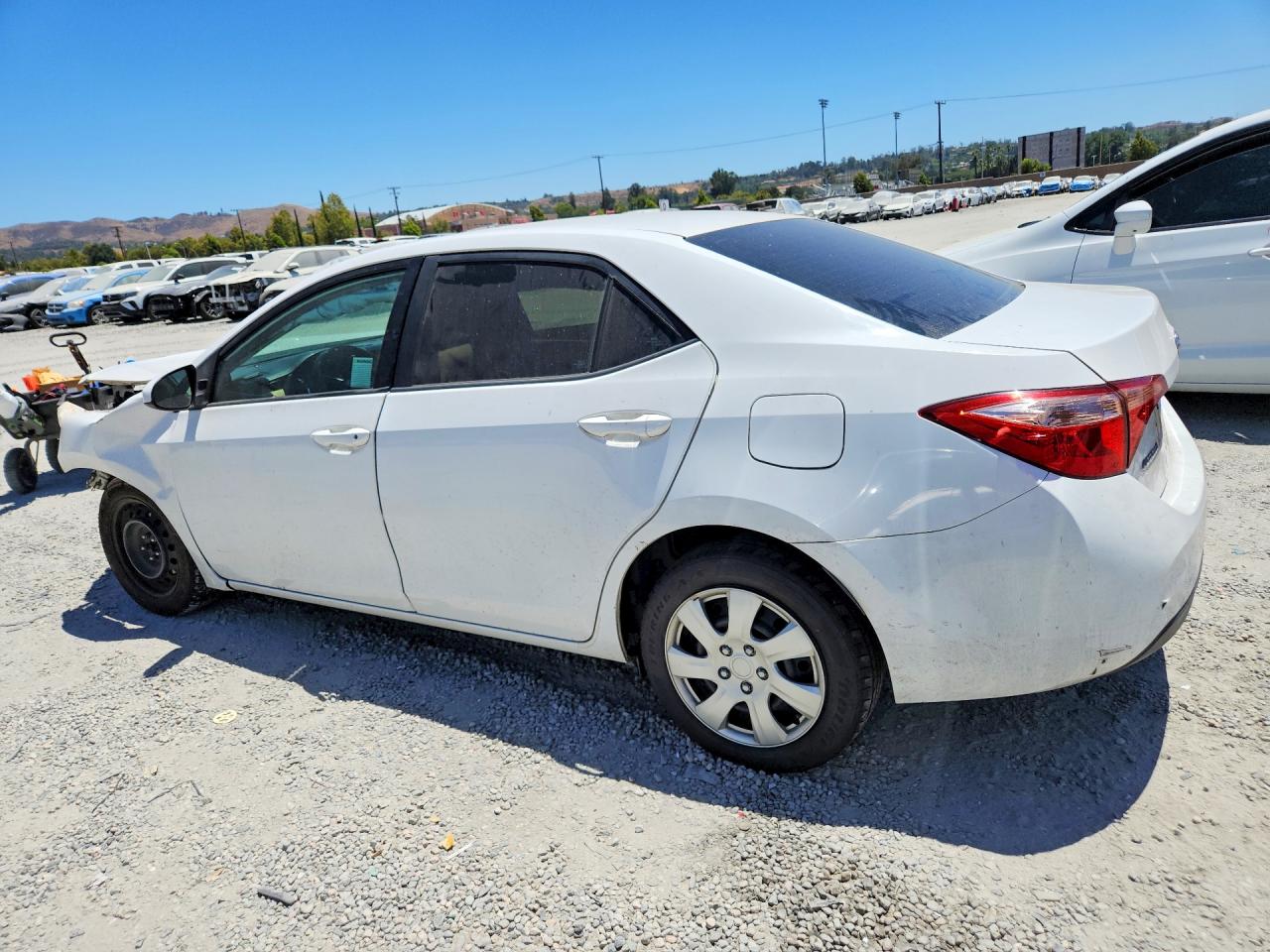 2017 TOYOTA COROLLA LE — снимка 2