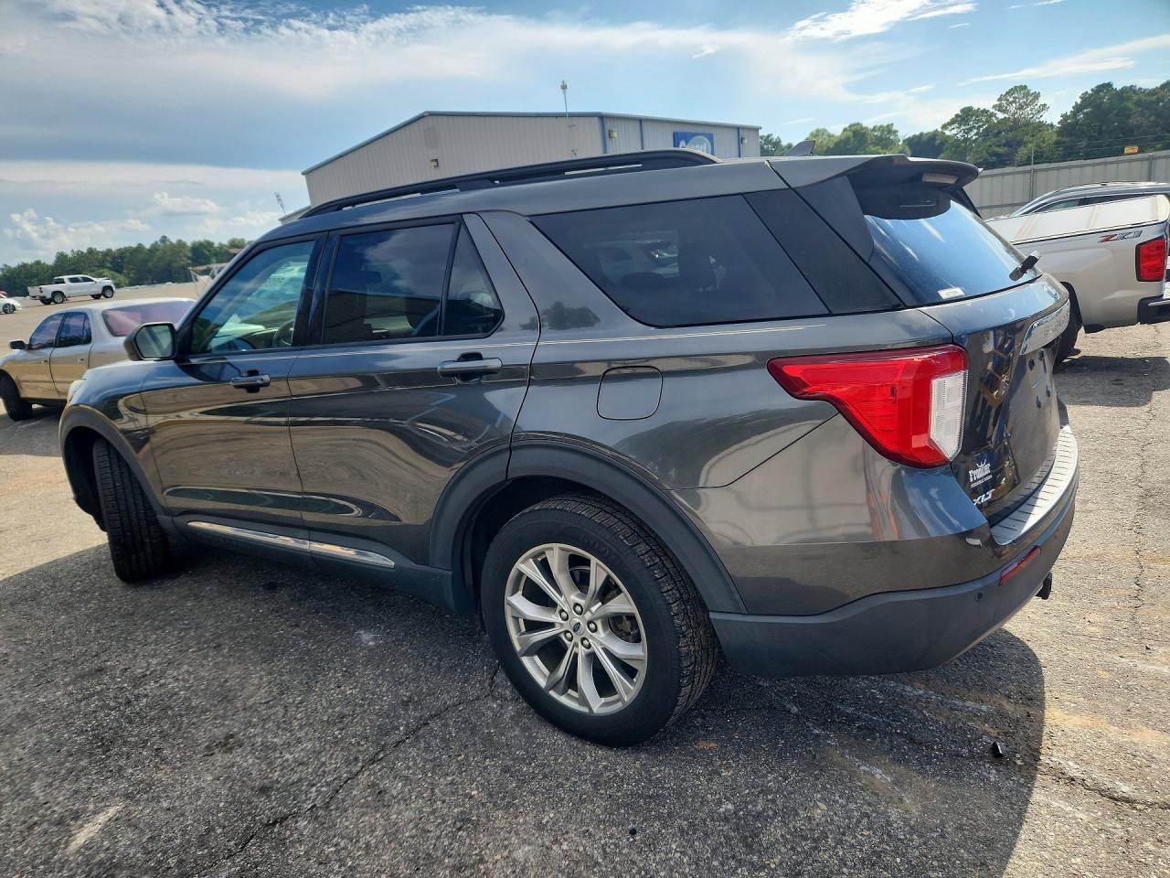 2020 FORD EXPLORER XLT — снимка 2