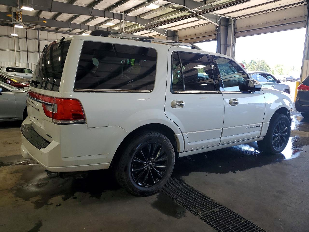2015 LINCOLN NAVIGATOR — снимка 3