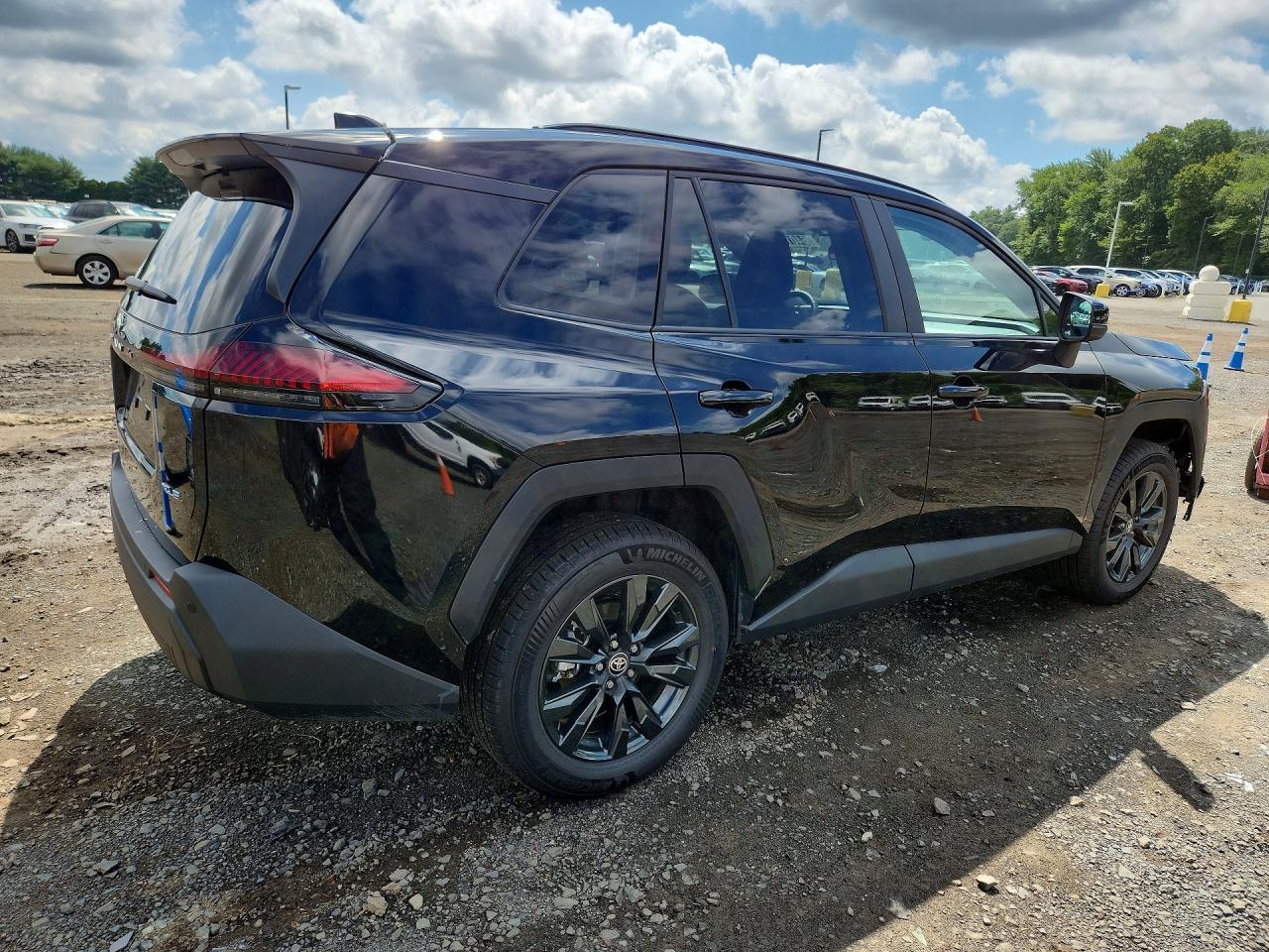 2026 TOYOTA RAV4 XLE PREMIUM — снимка 3