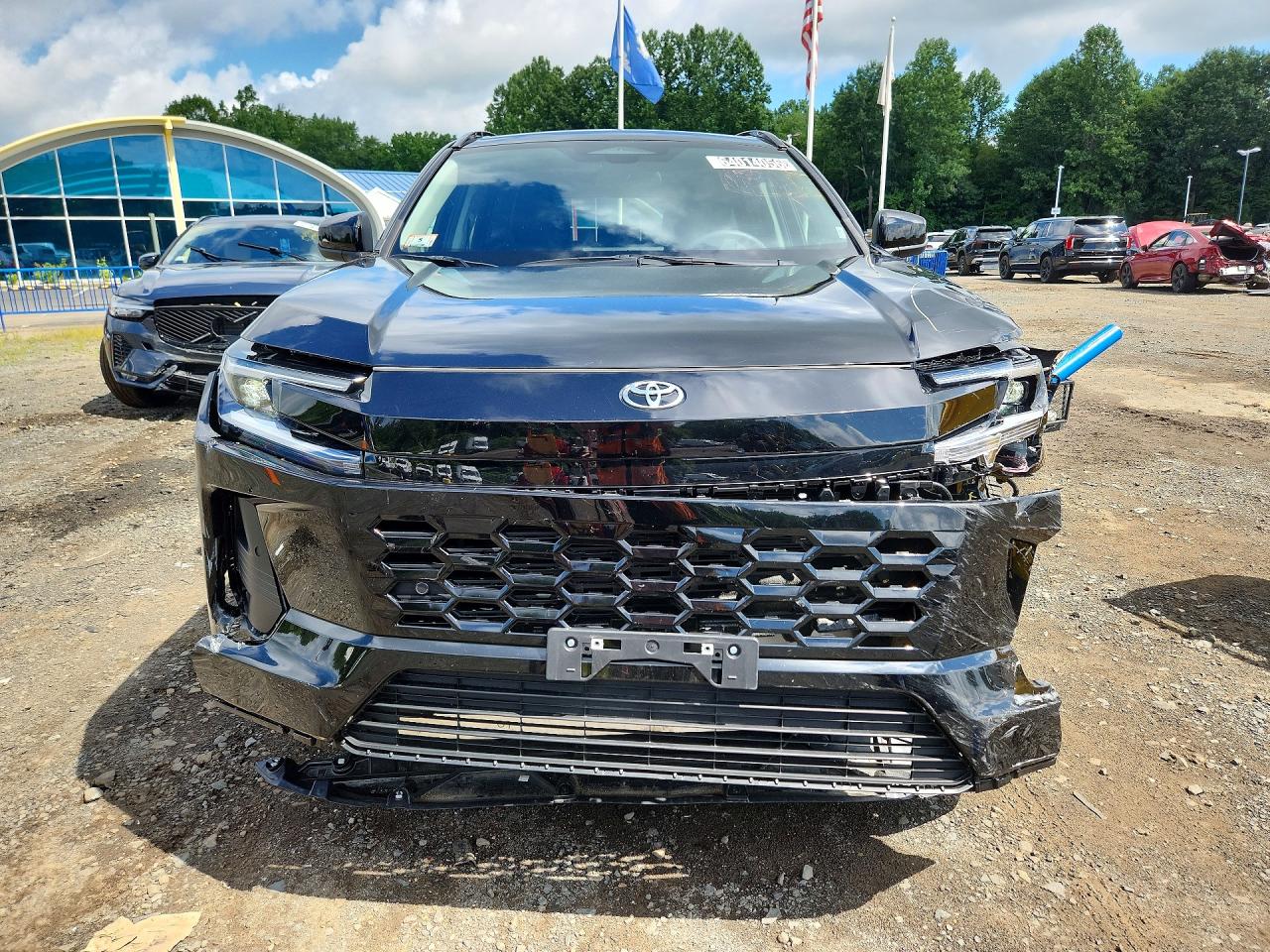 2026 TOYOTA RAV4 XLE PREMIUM — снимка 5