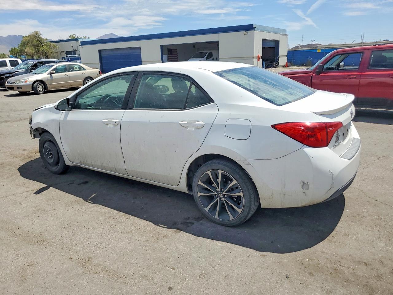 2017 TOYOTA COROLLA SE — снимка 2