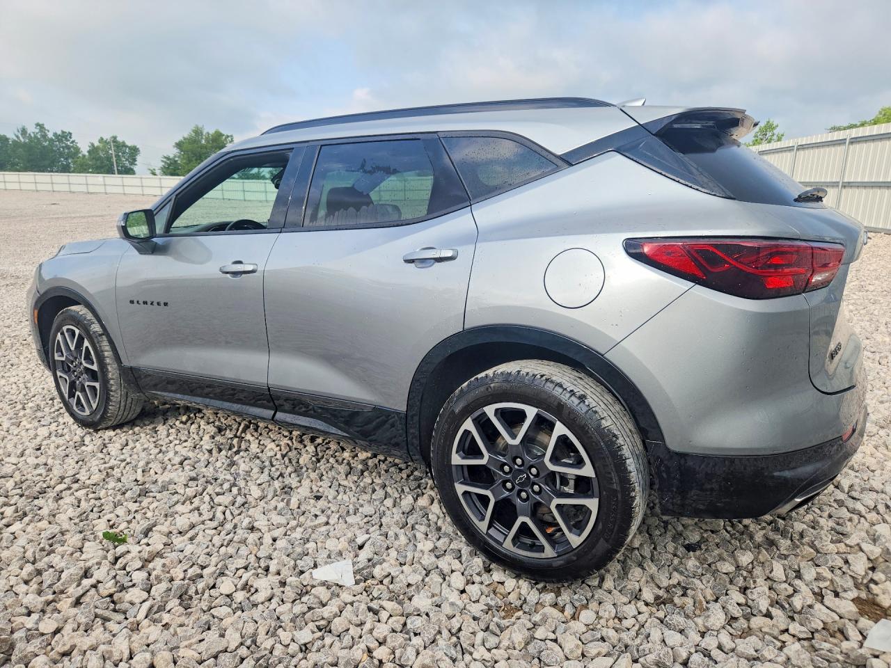2025 CHEVROLET BLAZER RS — снимка 2
