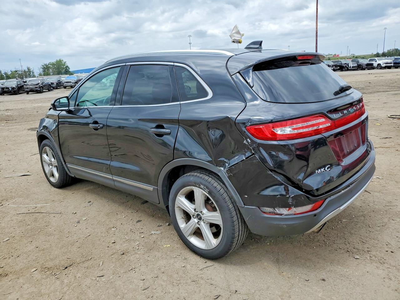 2015 LINCOLN MKC — снимка 2