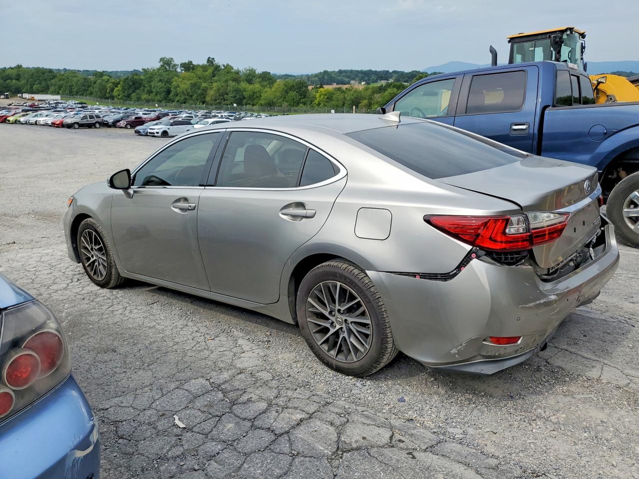 2017 LEXUS ES 350 — снимка 2