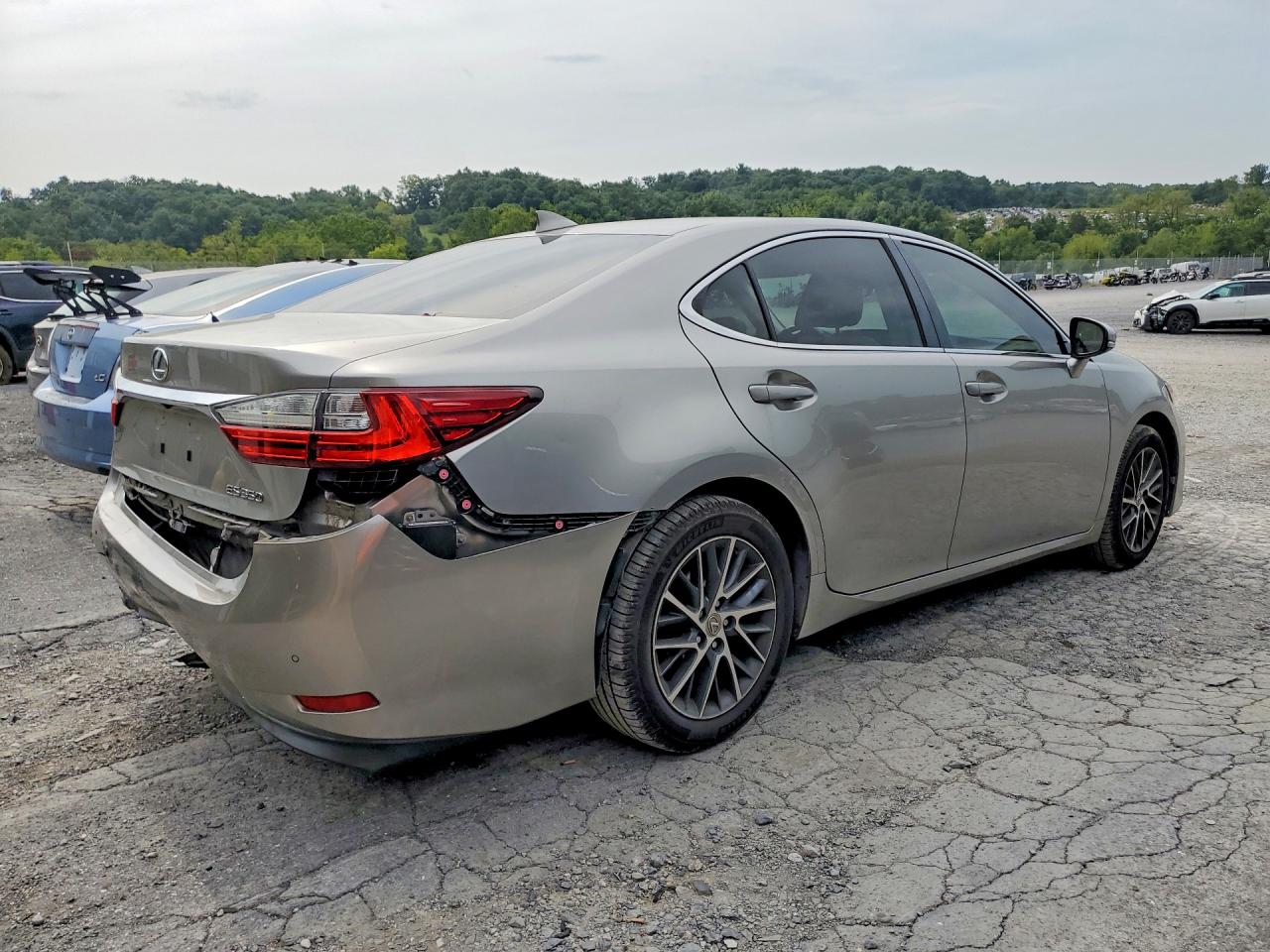 2017 LEXUS ES 350 — снимка 3