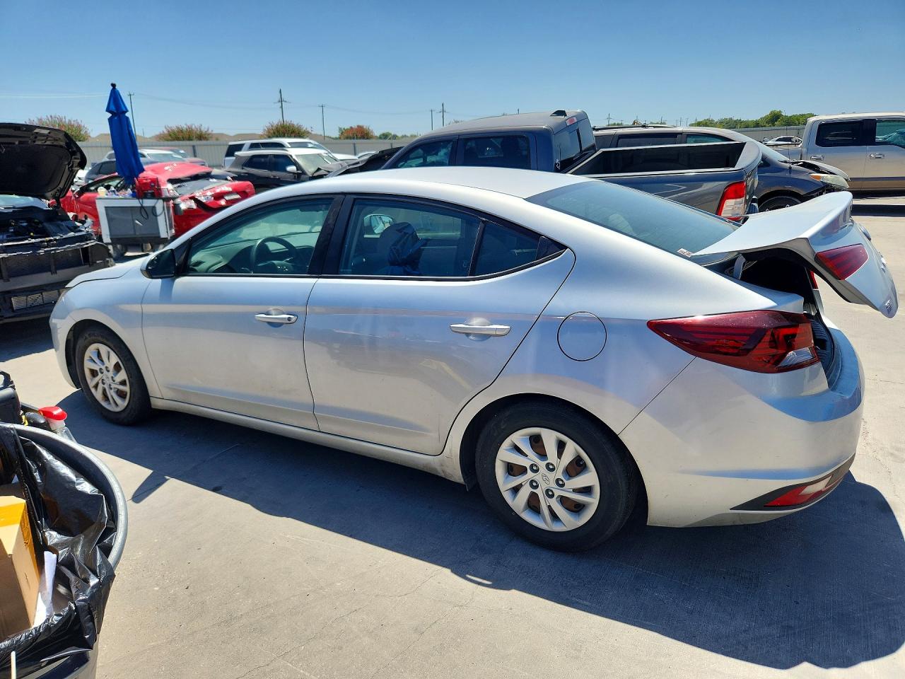 2019 HYUNDAI ELANTRA SE — снимка 2