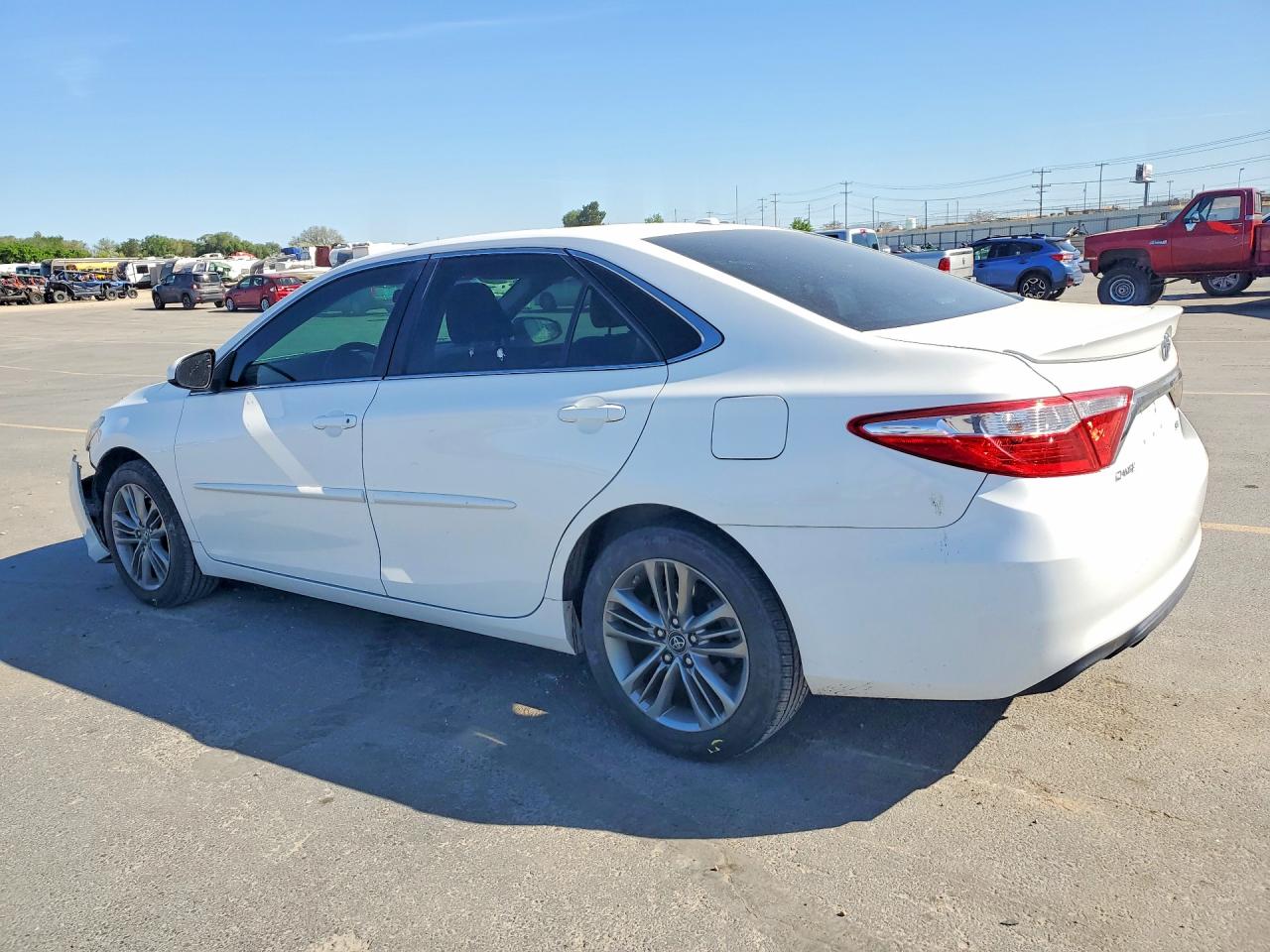 2016 TOYOTA CAMRY SE — снимка 2
