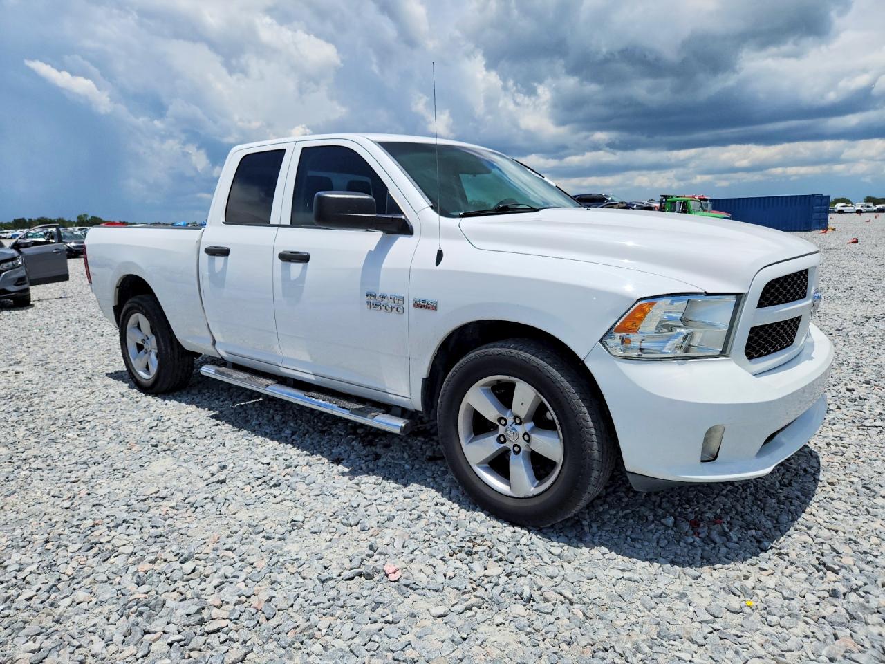 2015 RAM 1500 ST — снимка 4