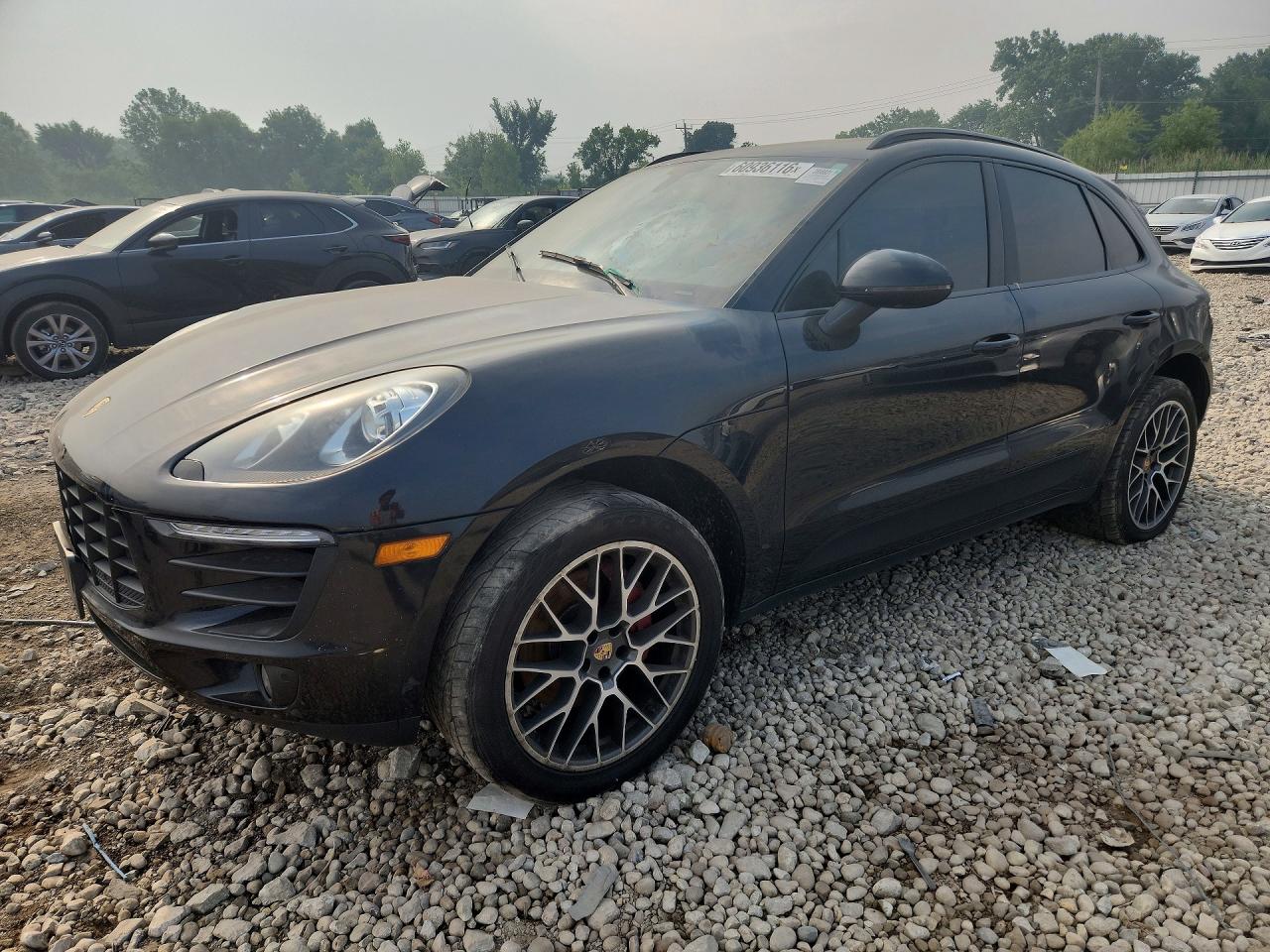 2016 PORSCHE MACAN S
