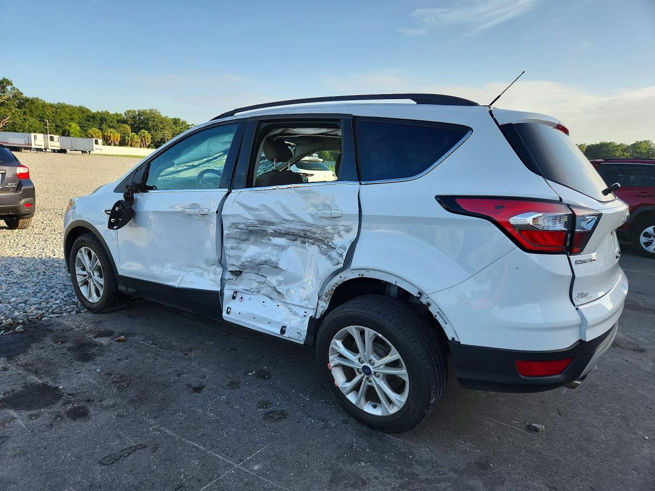 2018 FORD ESCAPE SE — снимка 2