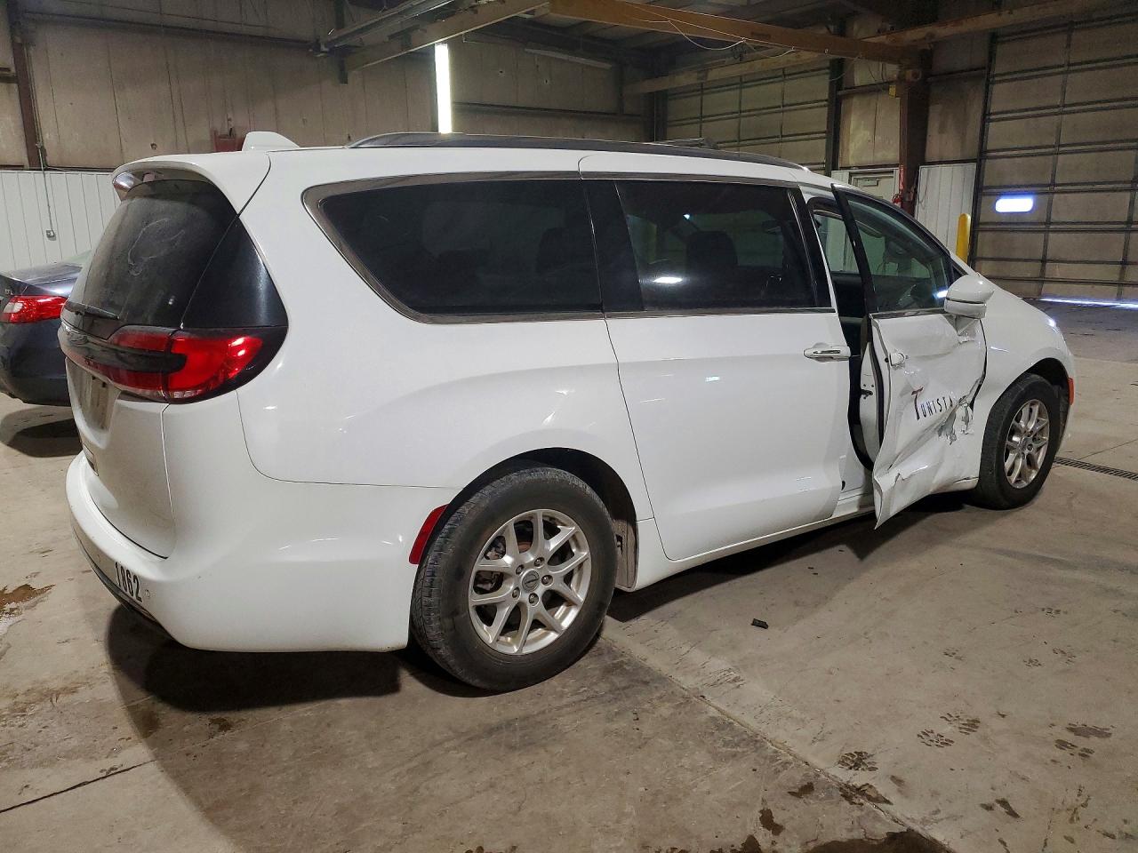 2021 CHRYSLER PACIFICA TOURING L — снимка 3