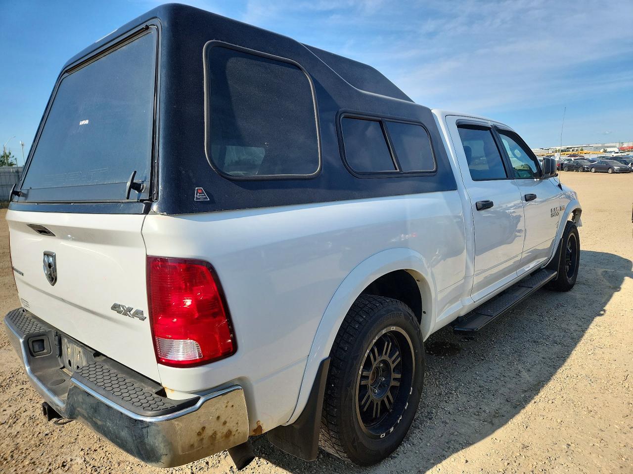 2017 RAM 1500 SLT — снимка 3