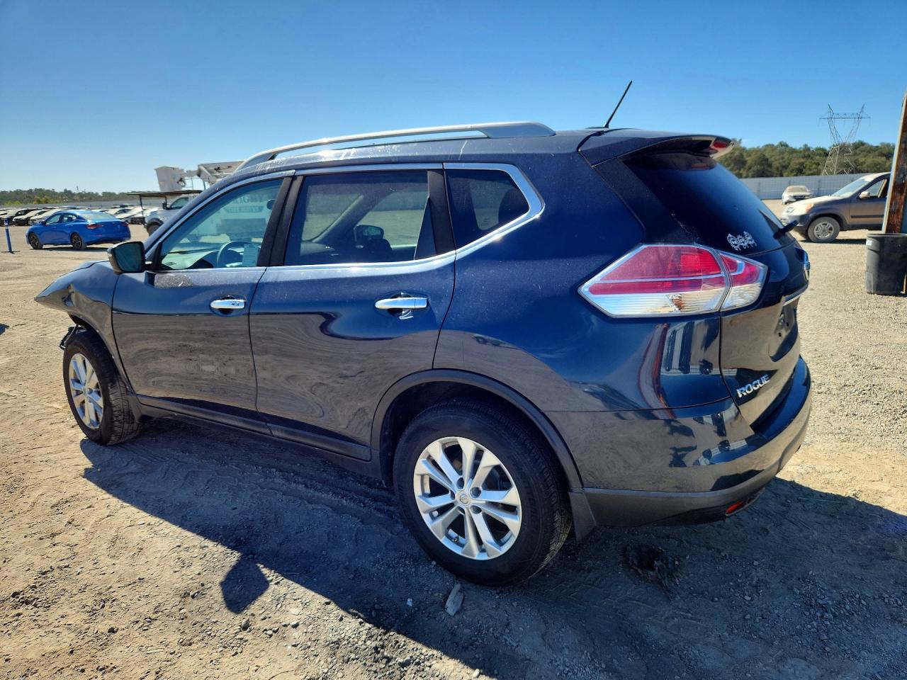 2016 NISSAN ROGUE SV — снимка 2
