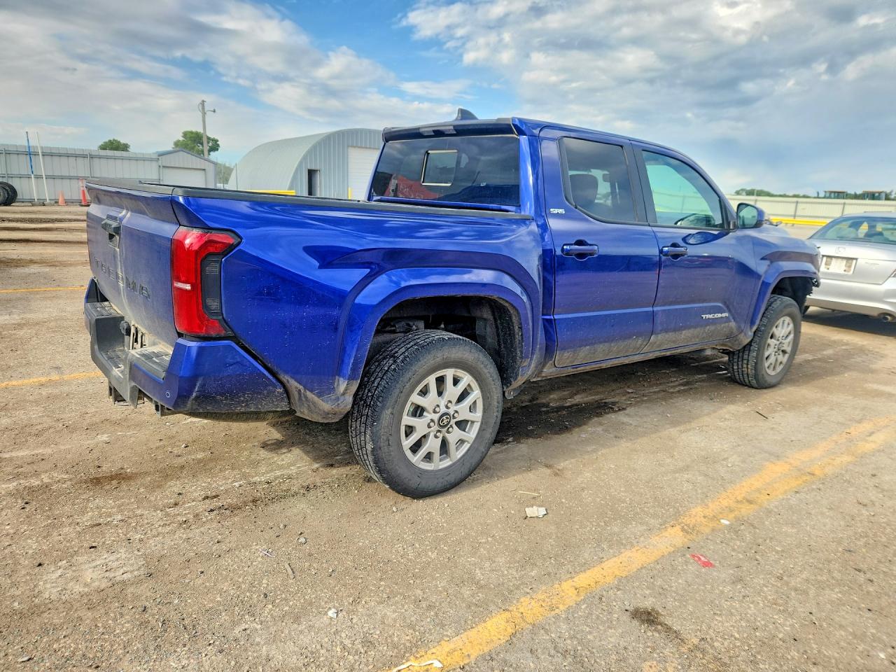 2025 TOYOTA TACOMA SR5 — снимка 3