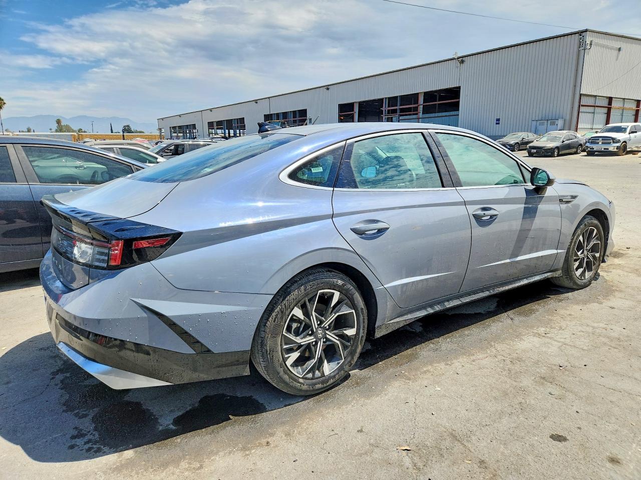 2025 HYUNDAI SONATA SEL — снимка 3