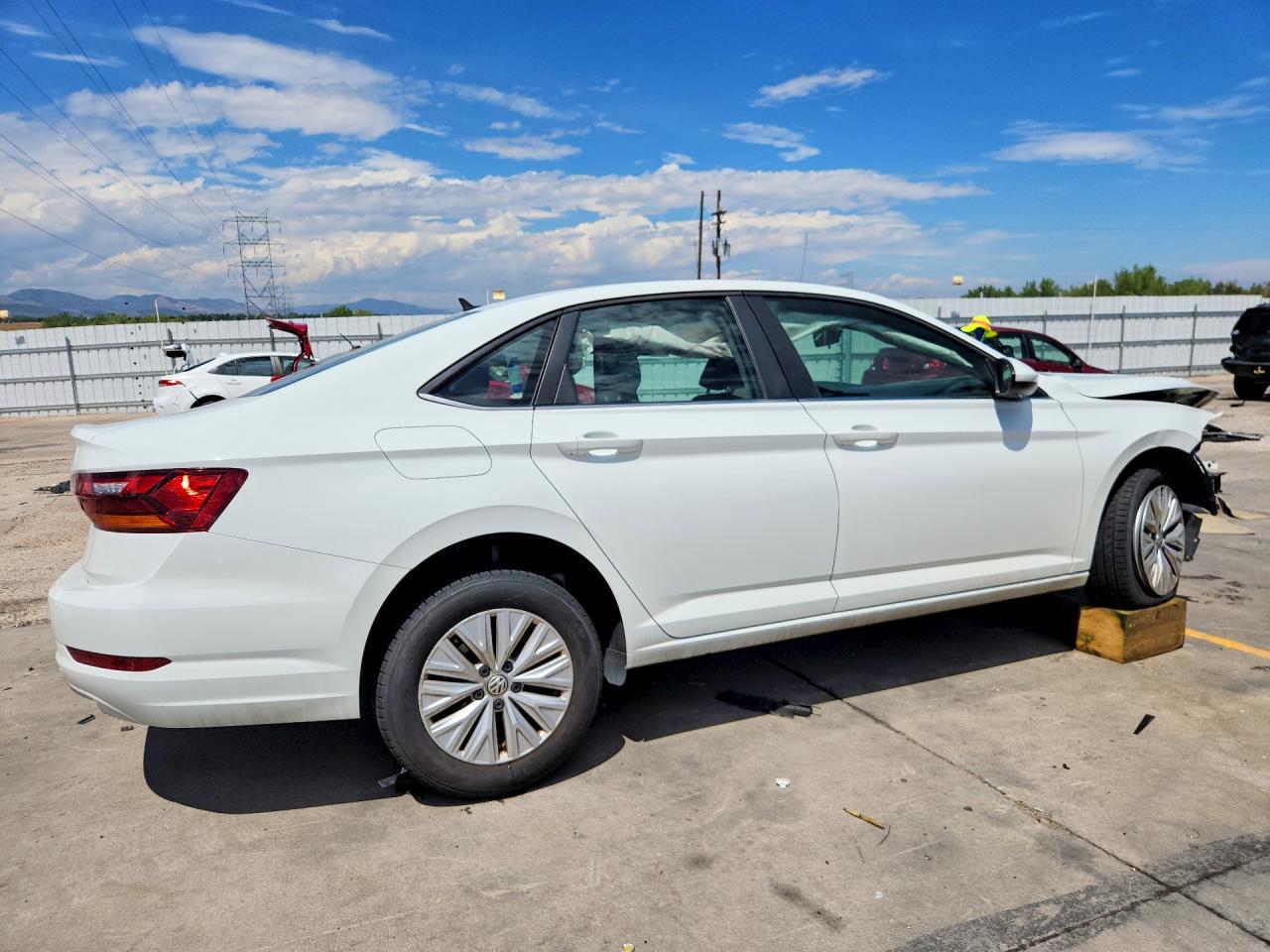 2019 VOLKSWAGEN JETTA S — снимка 3
