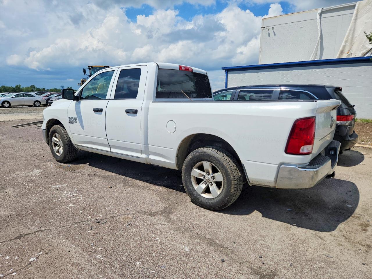 2019 RAM 1500 CLASSIC TRADESMAN — снимка 2