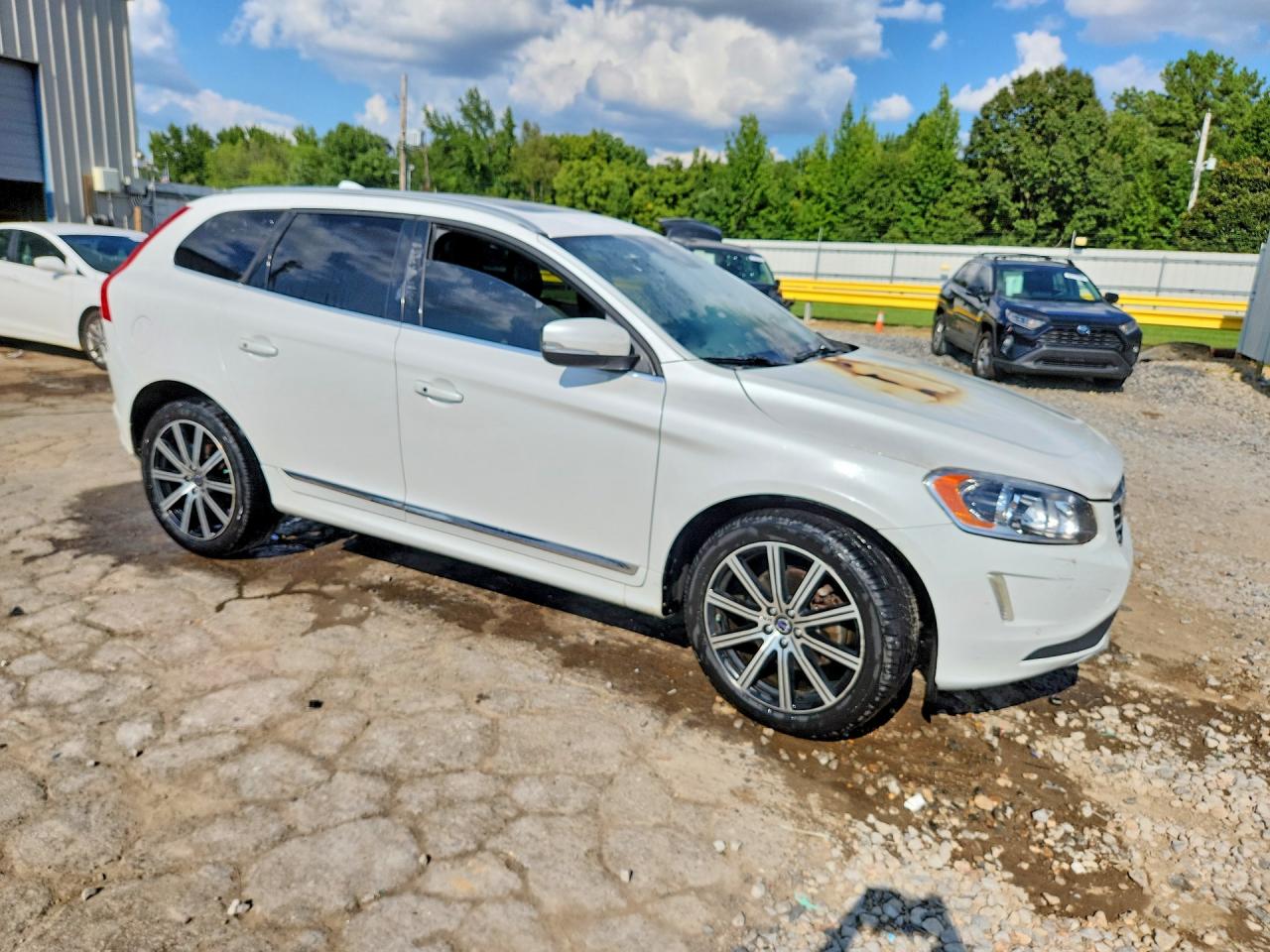 2015 VOLVO XC60 T6 PLATINUM — снимка 4