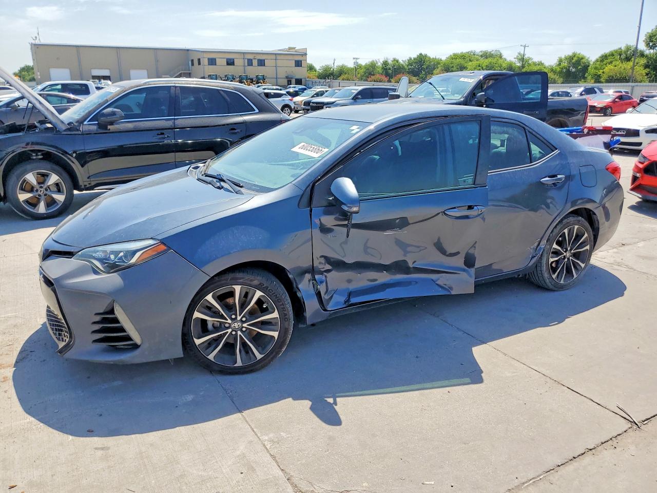 2018 TOYOTA COROLLA SE