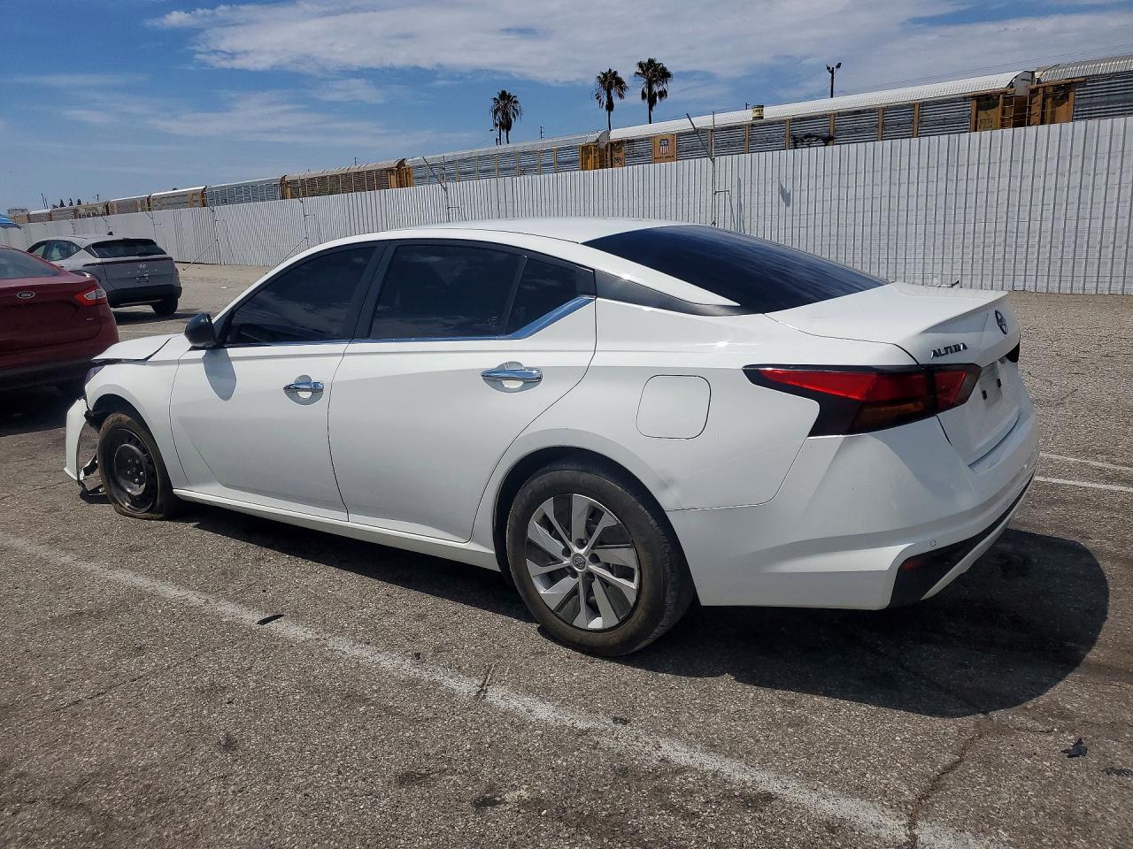 2024 NISSAN ALTIMA S — снимка 2
