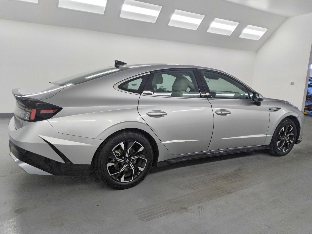 2025 HYUNDAI SONATA SEL — снимка 3