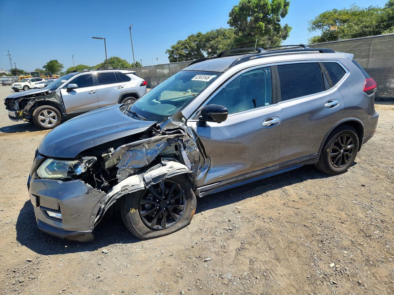 2018 NISSAN ROGUE SV
