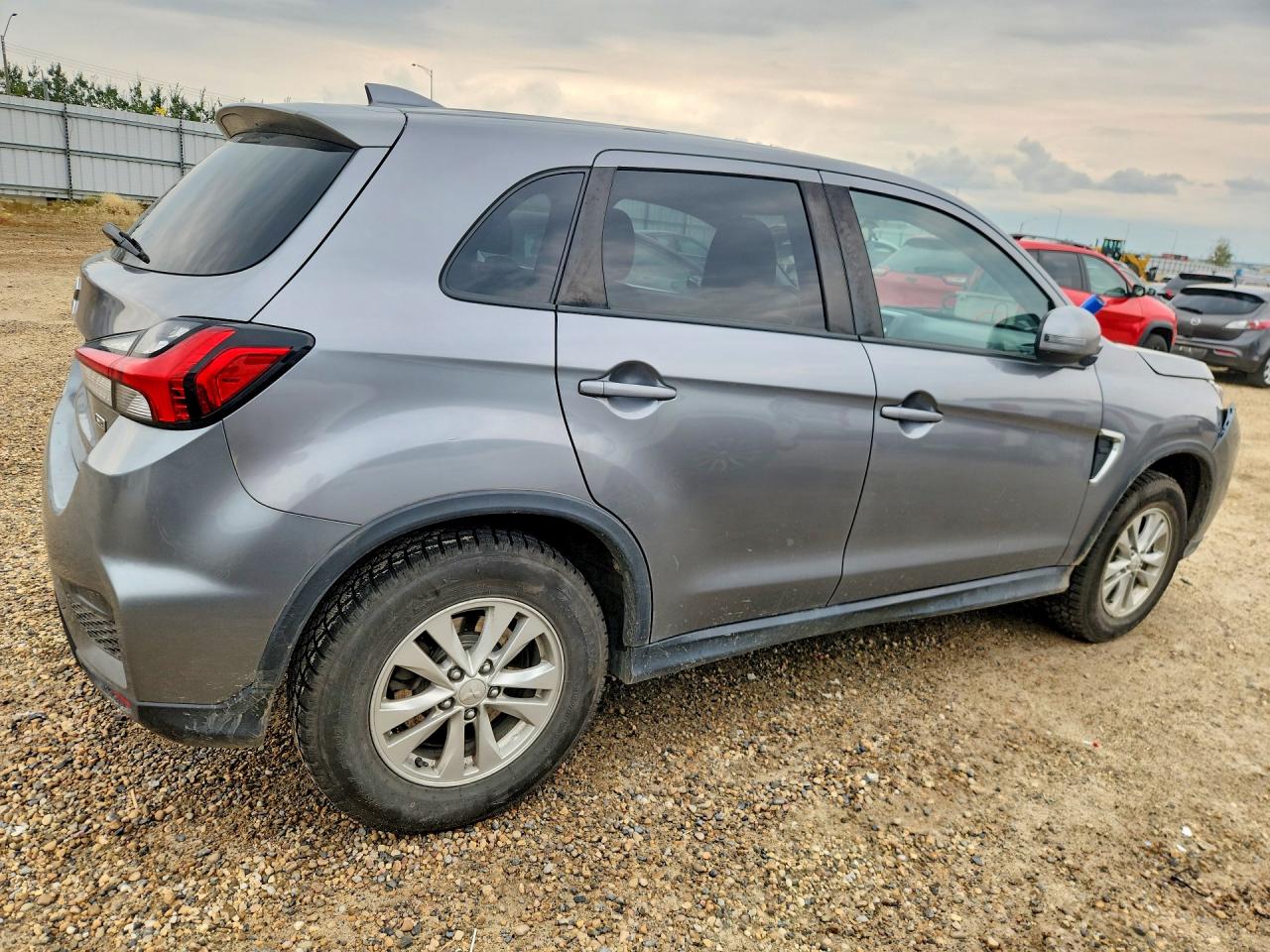2021 MITSUBISHI RVR SE — снимка 3