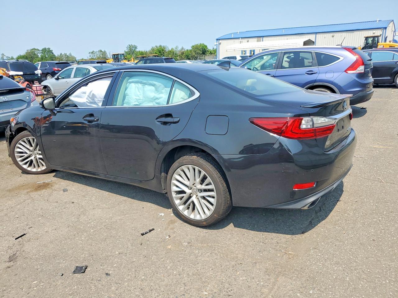 2016 LEXUS ES 350 — снимка 2