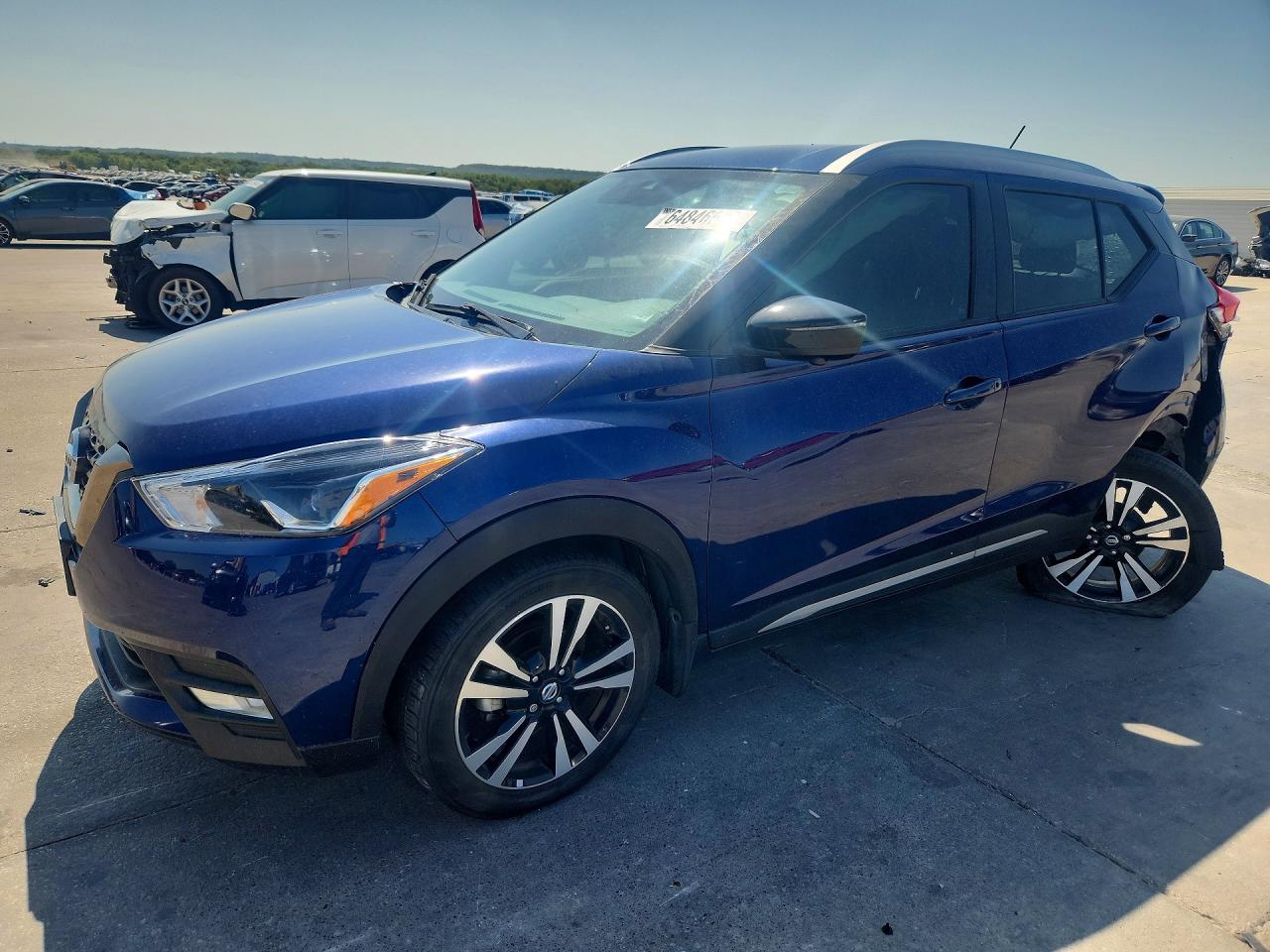 2020 NISSAN KICKS SR