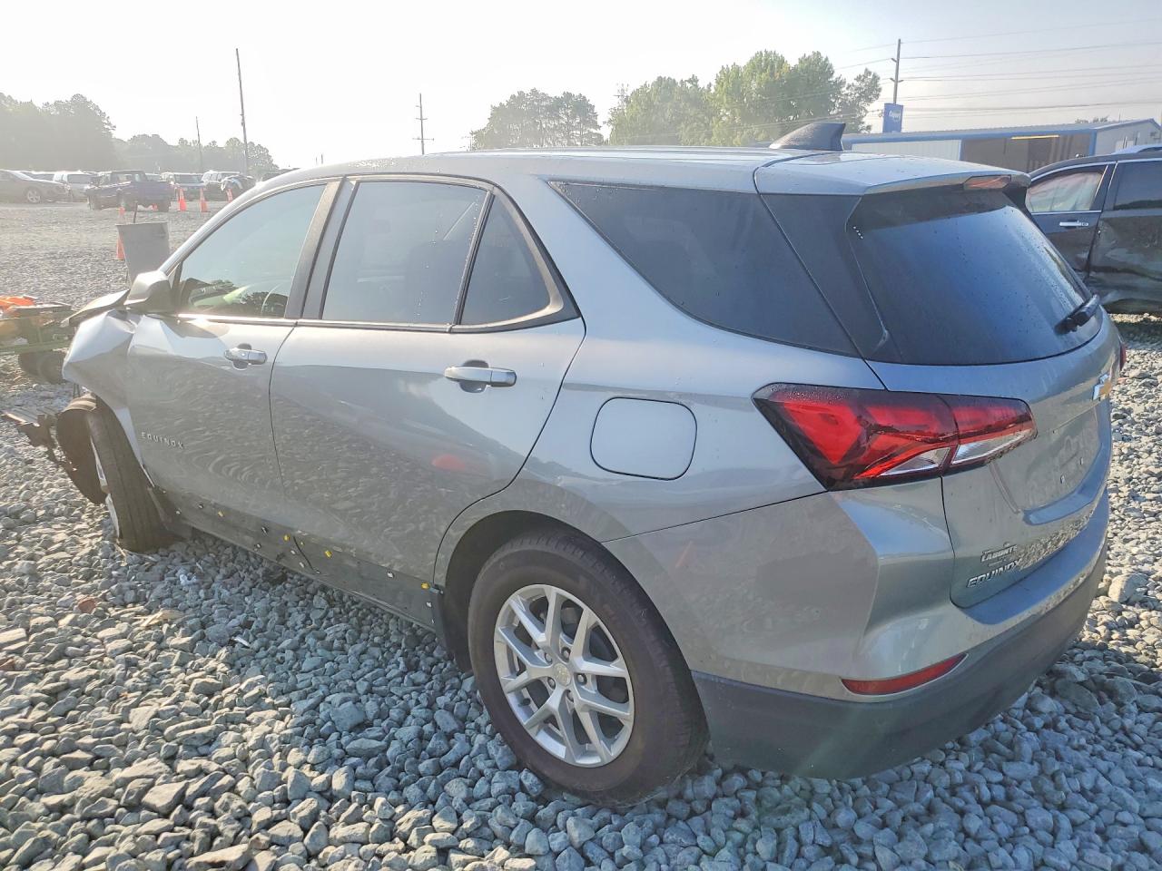 2024 CHEVROLET EQUINOX LS — снимка 2