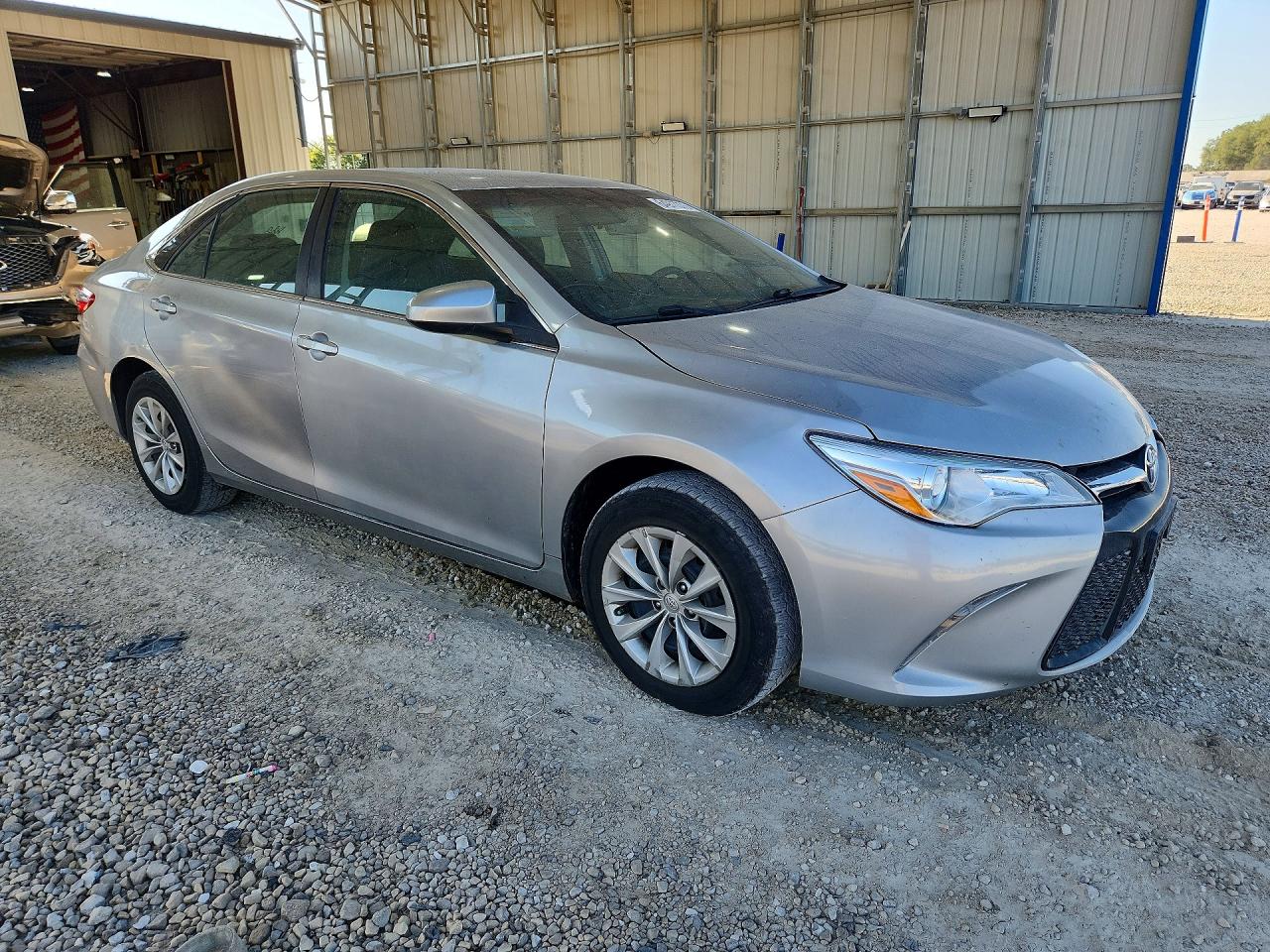 2016 TOYOTA CAMRY LE — снимка 4