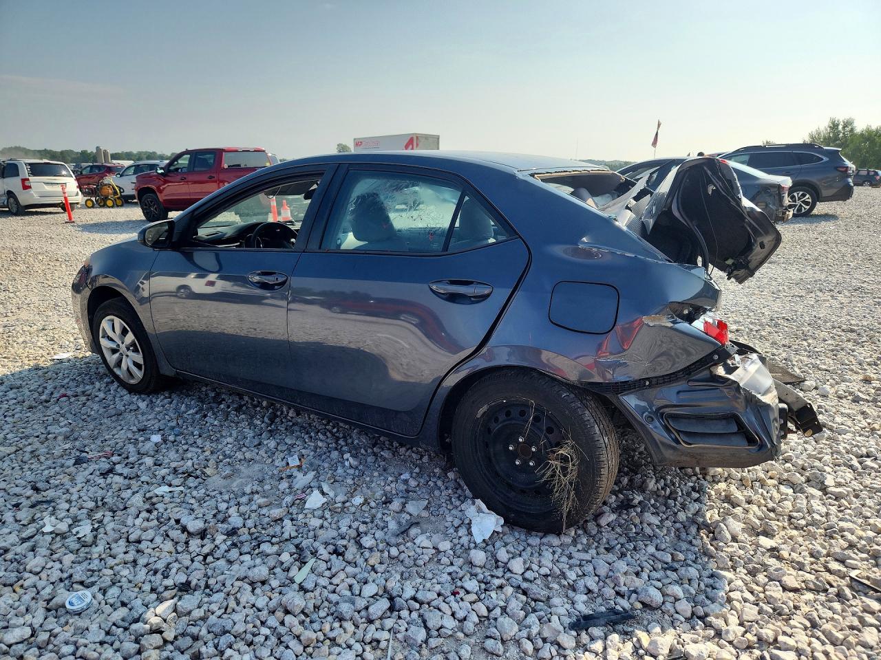 2016 TOYOTA COROLLA LE — снимка 2