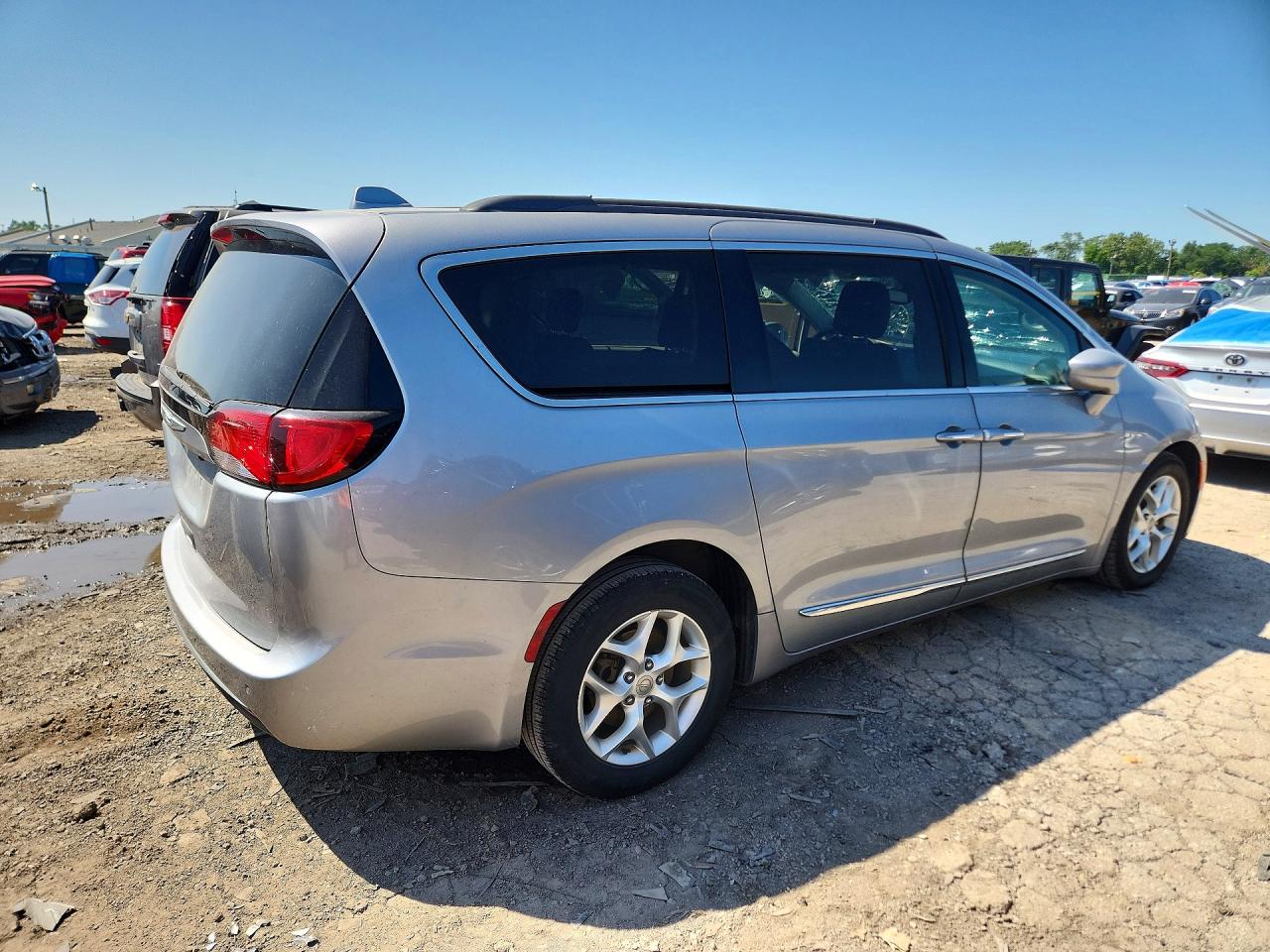 2017 CHRYSLER PACIFICA TOURING L — снимка 3
