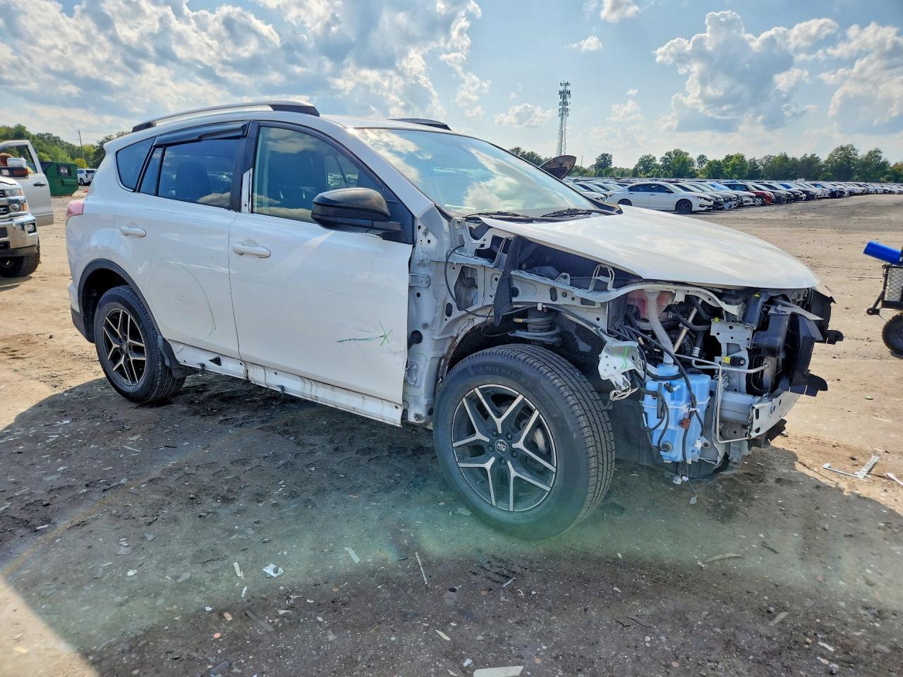 2018 TOYOTA RAV4 LE — снимка 4