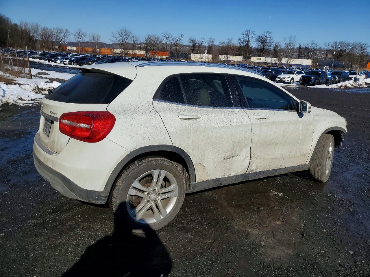 2017 MERCEDES-BENZ GLA 250 4MATIC — снимка 3