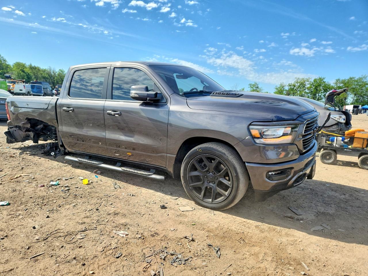 2023 RAM 1500 LARAMIE — снимка 4
