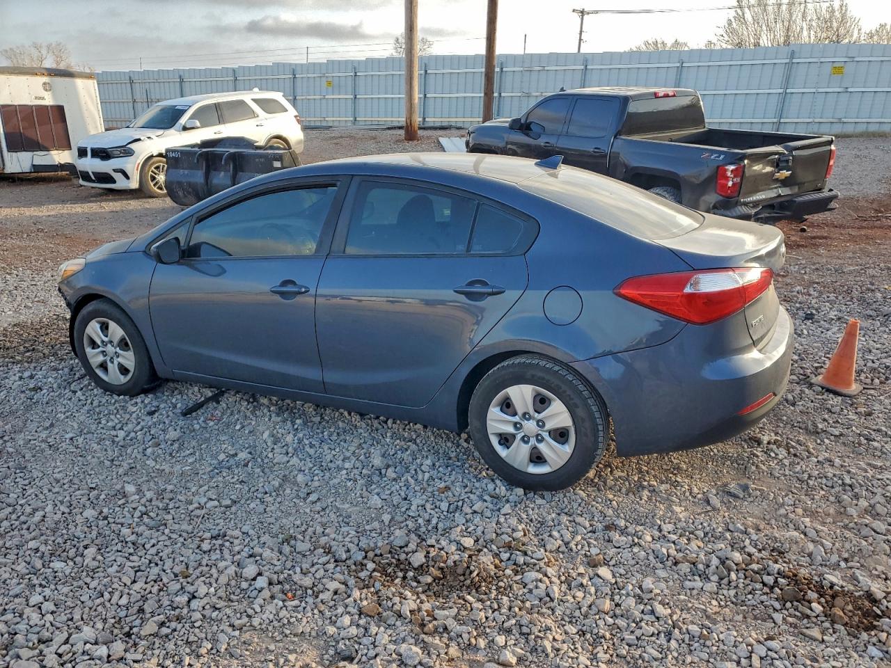 2016 KIA FORTE LX — снимка 2