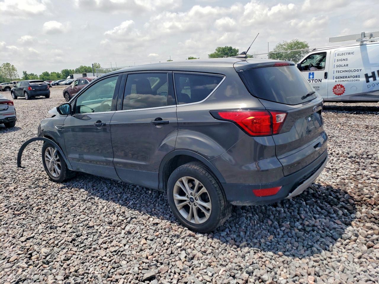 2019 FORD ESCAPE SE — снимка 2