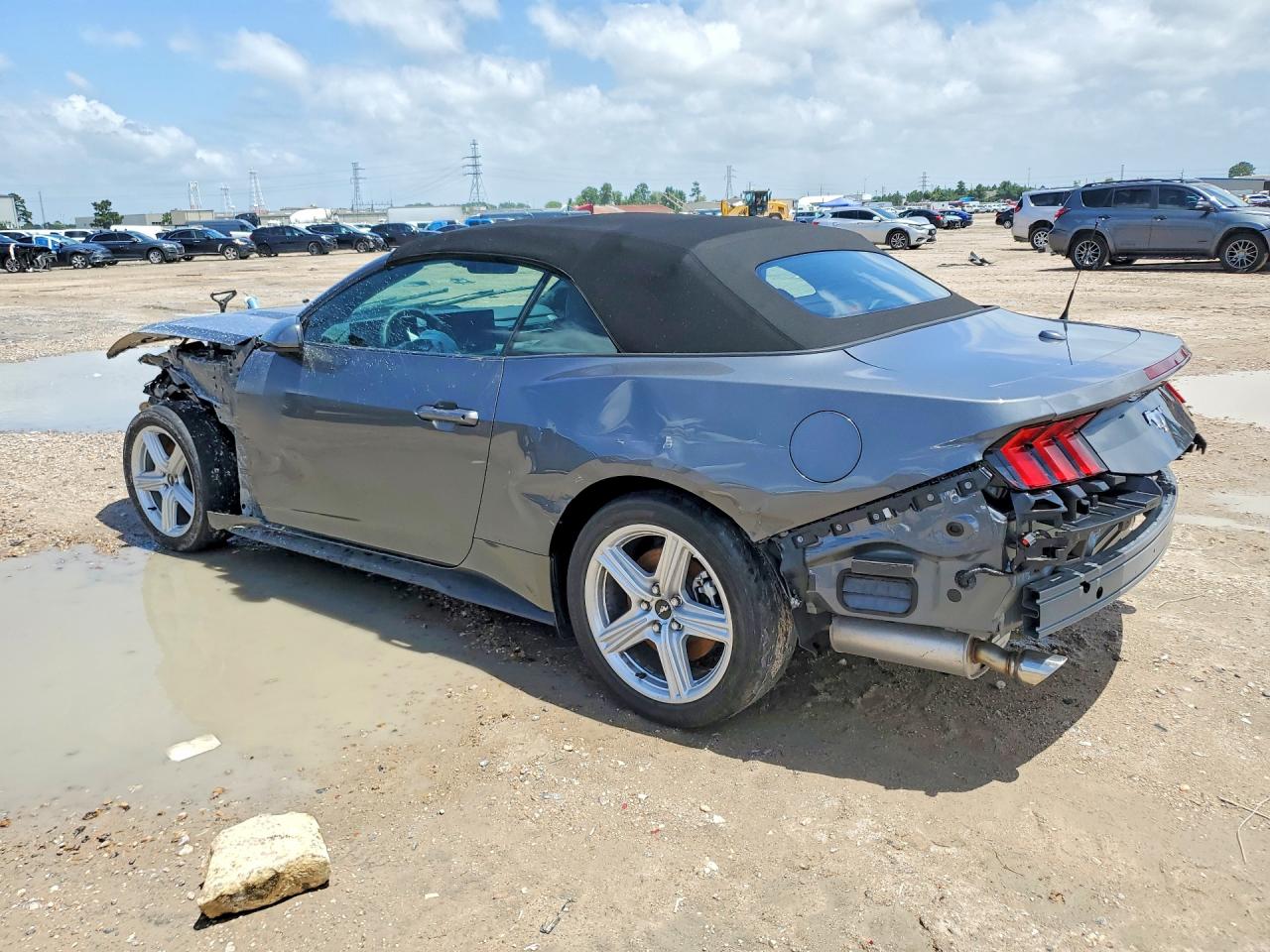 2026 FORD MUSTANG — снимка 2