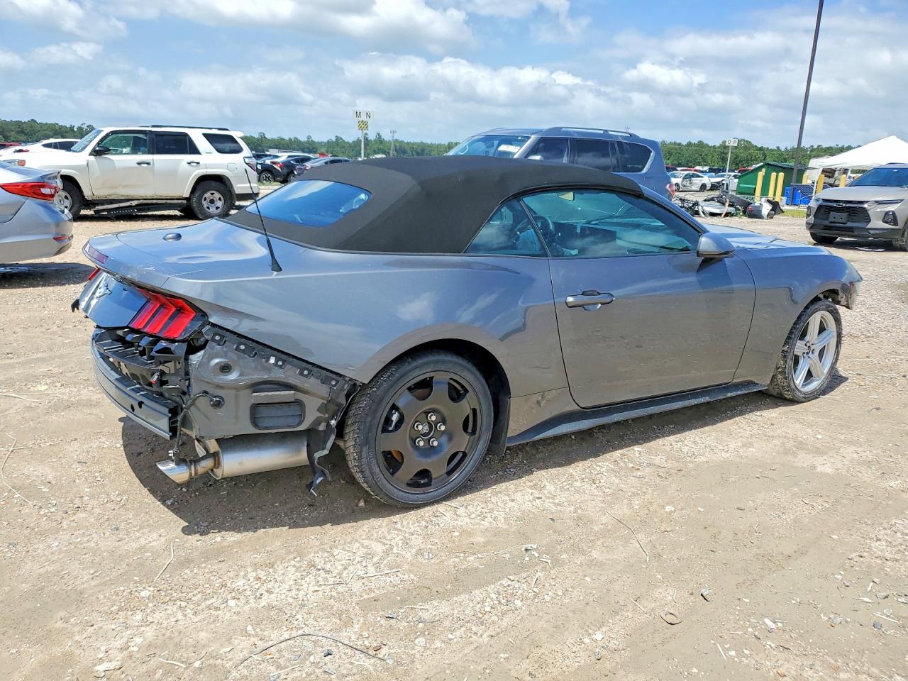 2026 FORD MUSTANG — снимка 3
