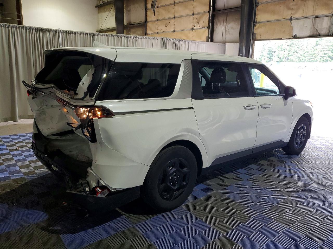 2025 KIA CARNIVAL LXS — снимка 3