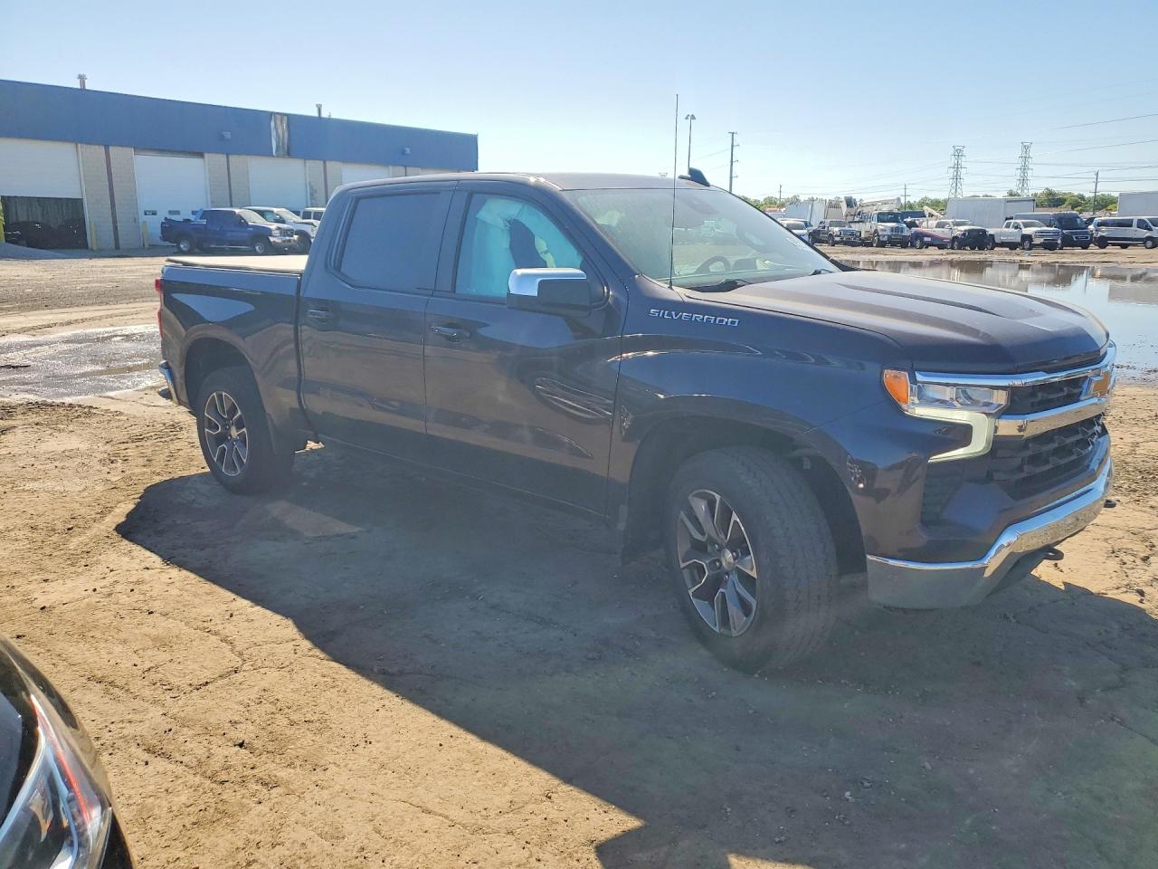 2023 CHEVROLET SILVERADO K1500 LT-L — снимка 4