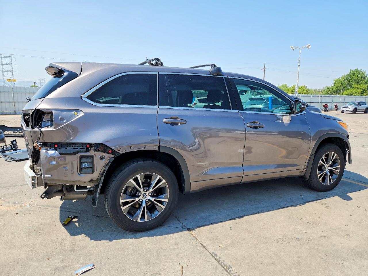 2016 TOYOTA HIGHLANDER XLE — снимка 3