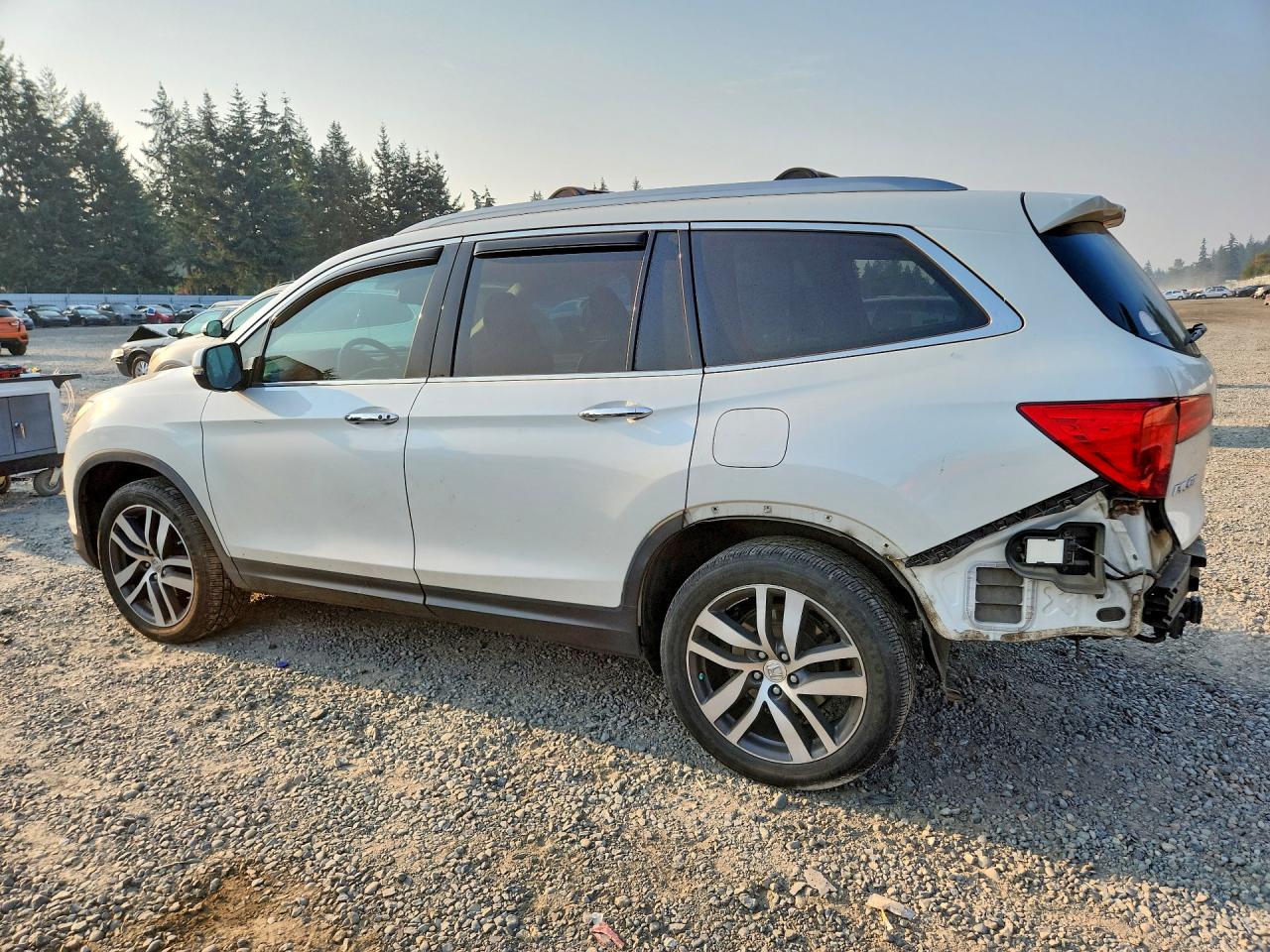 2017 HONDA PILOT ELITE — снимка 2