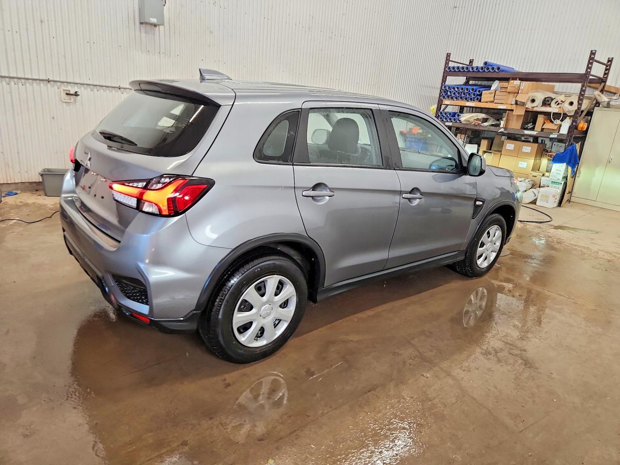 2025 MITSUBISHI RVR ES — photo 3