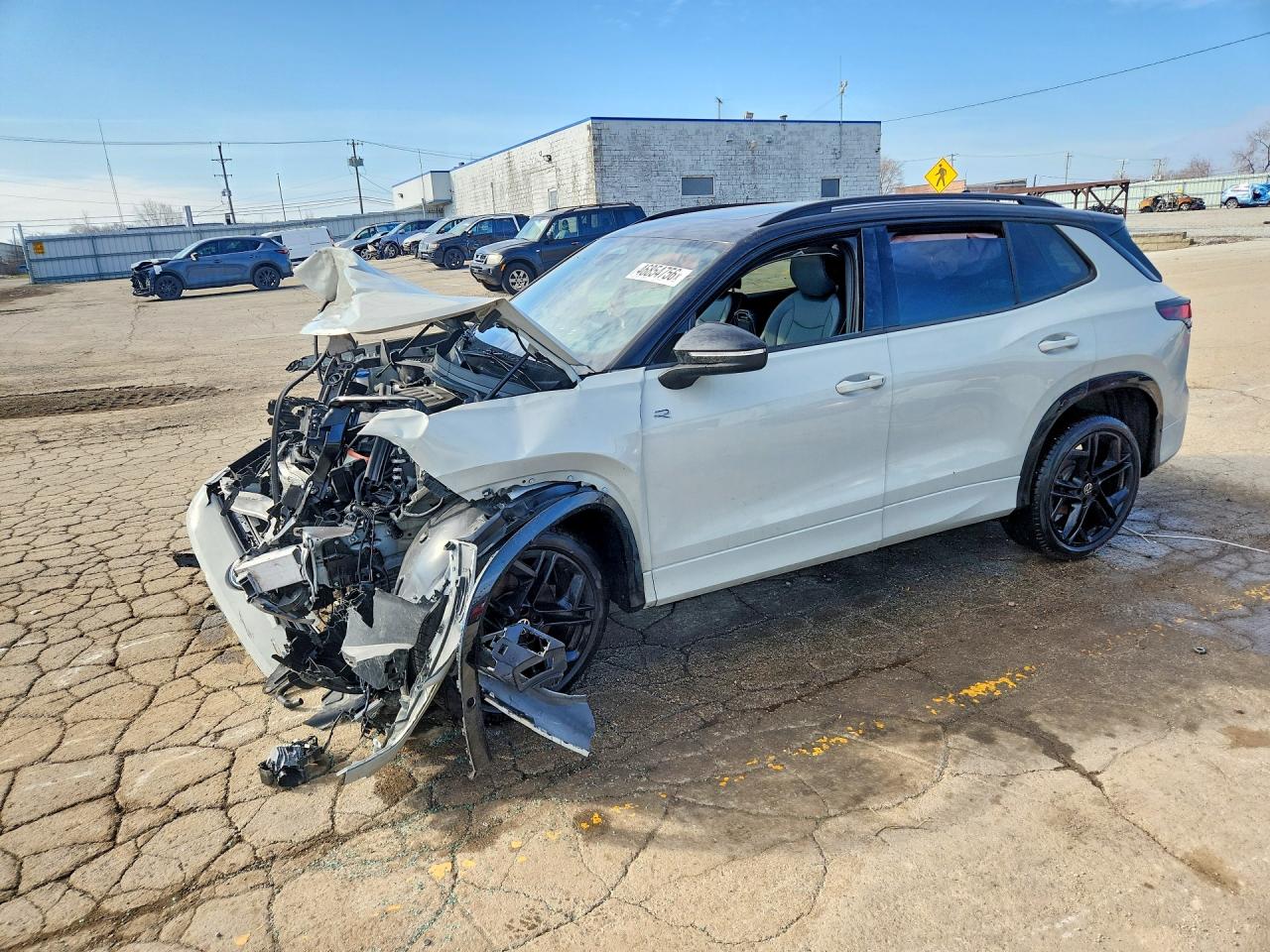 2025 VOLKSWAGEN TIGUAN SE R-LINE BLACK